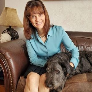 Meet your Posher, Joan